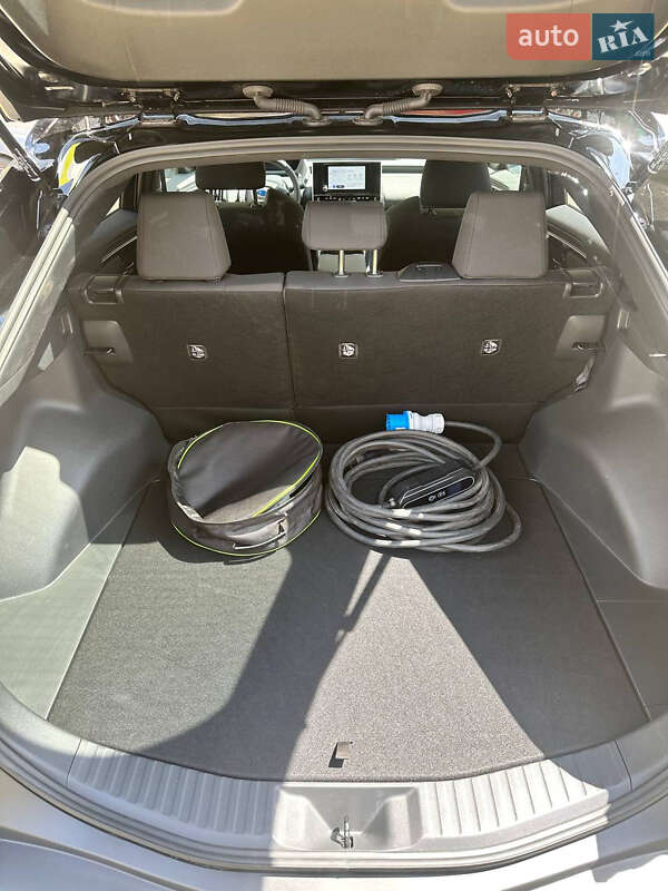Внедорожник / Кроссовер Subaru Solterra 2023 в Полтаве