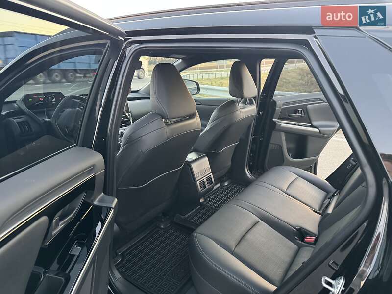 Внедорожник / Кроссовер Subaru Solterra 2024 в Черкассах