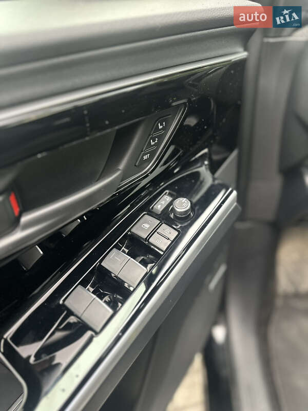 Позашляховик / Кросовер Subaru Solterra 2024 в Коломиї