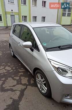 Хэтчбек Subaru Trezia 2013 в 