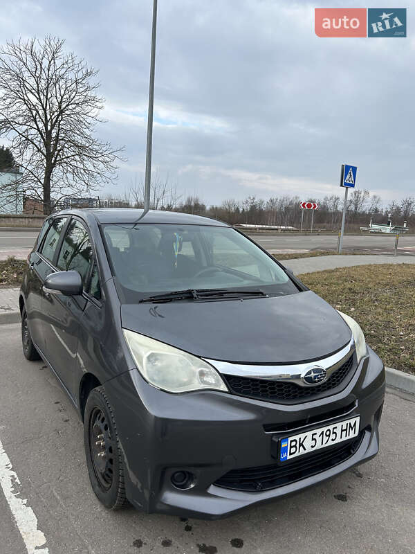 Subaru Trezia 2012