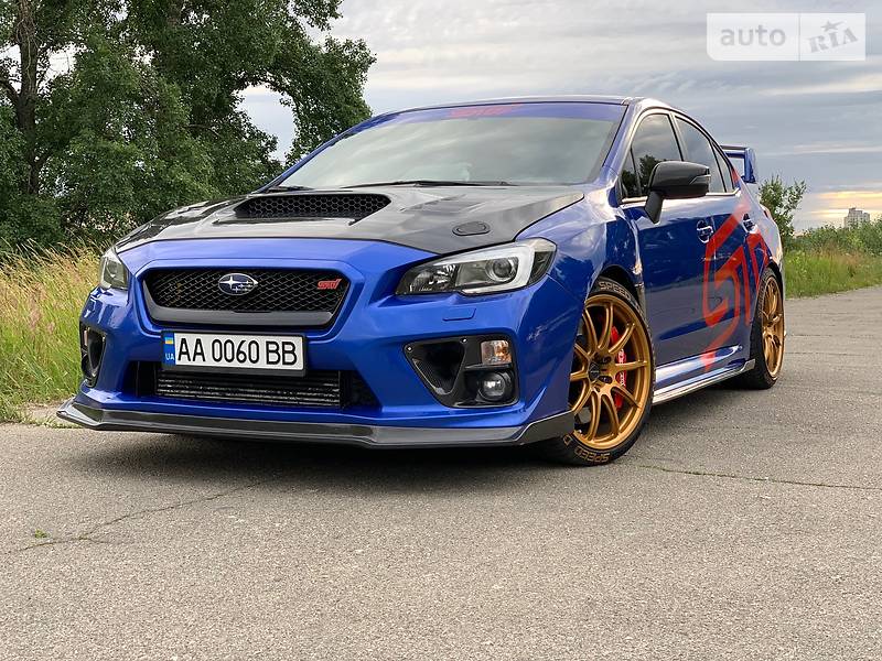 Черная субару wrx sti