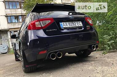 Хэтчбек Subaru WRX STI 2010 в Киеве