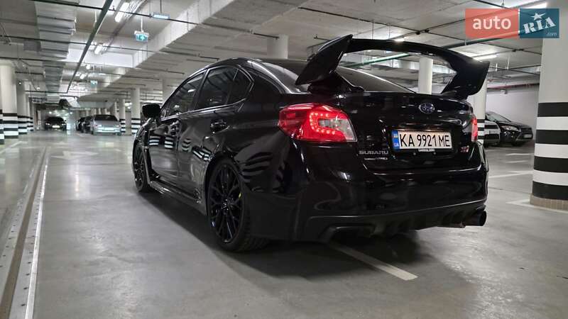 Седан Subaru WRX STI 2017 в Киеве