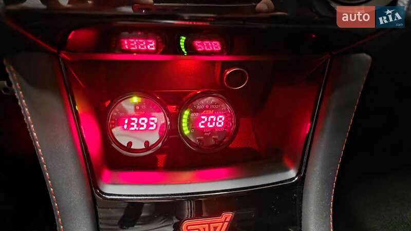 Седан Subaru WRX STI 2017 в Киеве