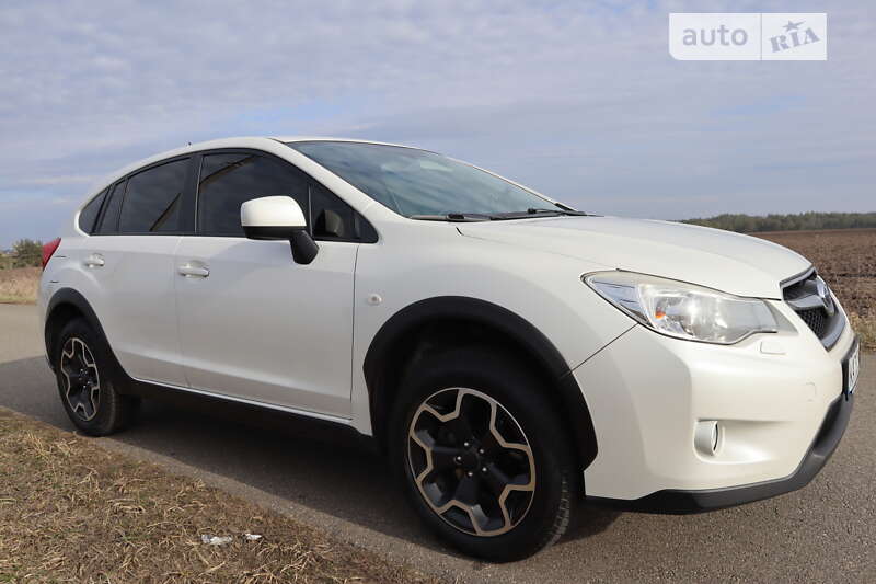 Позашляховик / Кросовер Subaru XV 2013 в Києві