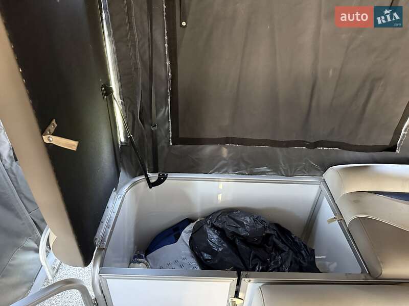 Другой водный транспорт Sun Tracker Party Barge 2007 в Киеве фото 10 Другой водный транспорт Sun Tracker Party Barge 2007 в Киеве