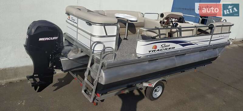 Другой водный транспорт Sun Tracker Party Barge 2007 в Киеве фото 15 Другой водный транспорт Sun Tracker Party Barge 2007 в Киеве