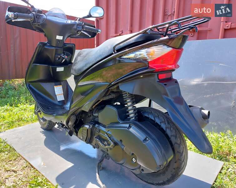 Скутер Suzuki Address V125 2011 в Первомайске