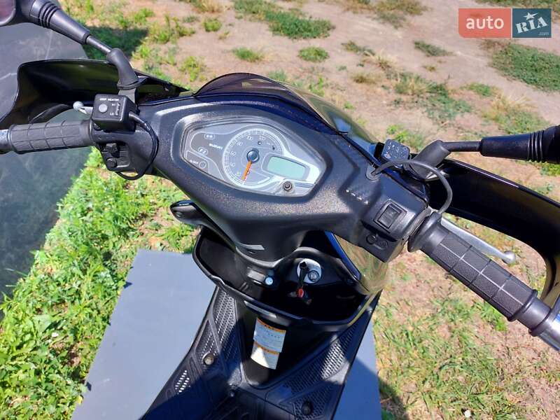 Скутер Suzuki Address V125 2011 в Первомайске