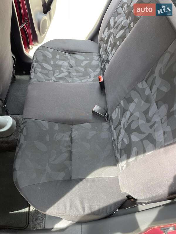 Седан Suzuki Alto 2009 в Стрию