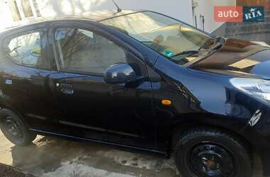 Хэтчбек Suzuki Alto 2011 в 