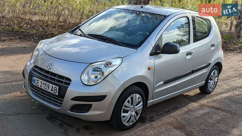 Хэтчбек Suzuki Alto 2011 в 