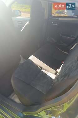 Хэтчбек Suzuki Alto 2011 в 