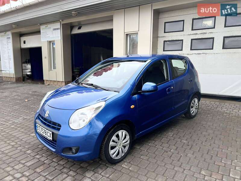 Хэтчбек Suzuki Alto 2011 в 