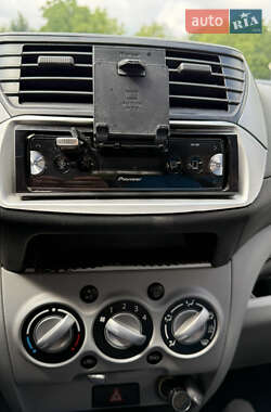 Хэтчбек Suzuki Alto 2010 в 