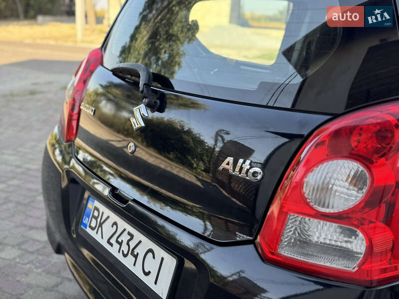 Хетчбек Suzuki Alto 2011 в Рівному