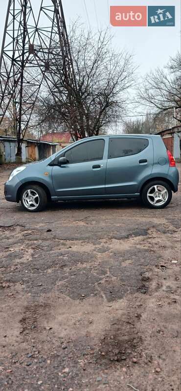 Хетчбек Suzuki Alto 2011 в Чернігові