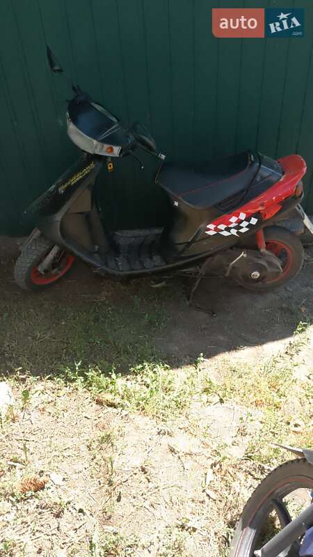 Мотороллер Suzuki AP 50 1982 в Томашполе