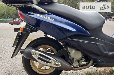 Максі-скутер Suzuki Avenis 150 2001 в 