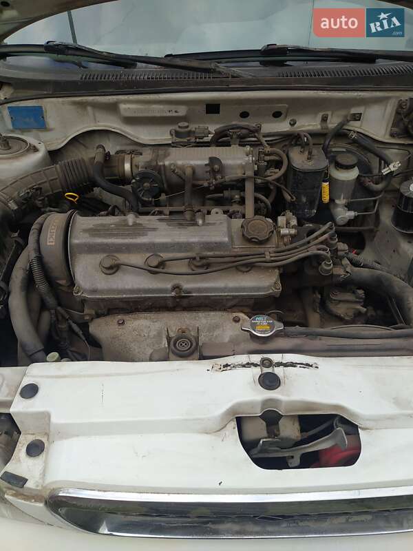 Седан Suzuki Baleno 1998 в Одессе