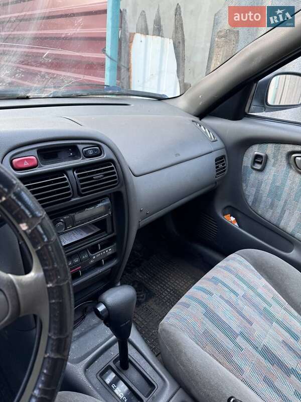 Седан Suzuki Baleno 1998 в Одессе