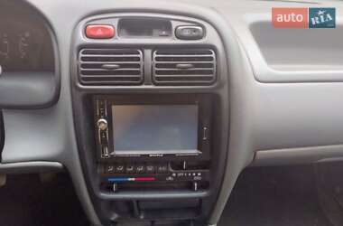 Хэтчбек Suzuki Baleno 2000 в 