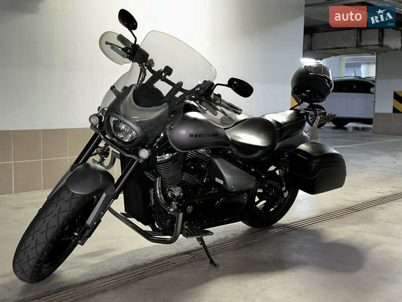 Suzuki Boulevard C90 2018