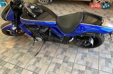 Мотоцикл Круізер Suzuki Boulevard M109R 2017 в 