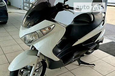 Макси-скутер Suzuki Burgman 125 2008 в Киеве