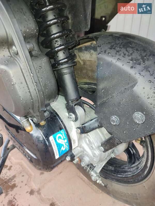 Макси-скутер Suzuki Burgman 125 2012 в Кривом Роге