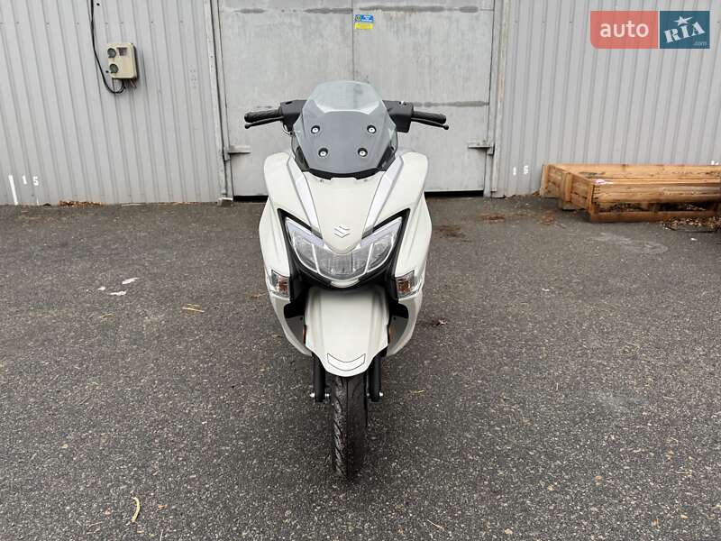 Макси-скутер Suzuki Burgman 125 2024 в Днепре