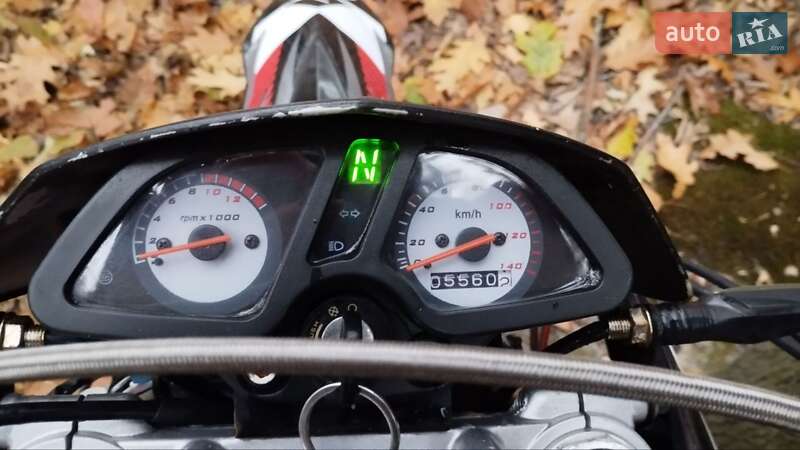 Мотоцикл Супермото (Motard) Suzuki Burgman 200 2015 в Фастове