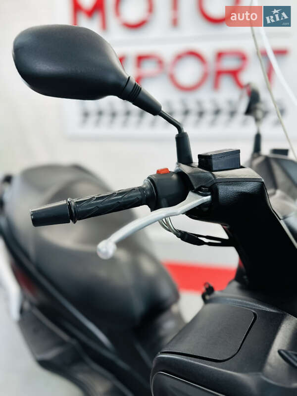 Макси-скутер Suzuki Burgman 200 2015 в Одессе