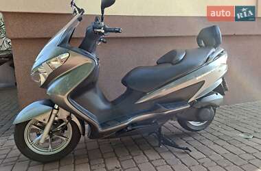 Макси-скутер Suzuki Burgman 200 2015 в Виннице