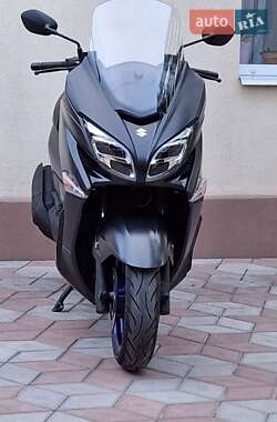 Максі-скутер Suzuki Burgman 400 2023 в Дніпрі