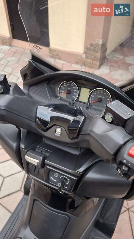 Макси-скутер Suzuki Burgman 400 2018 в Днепре