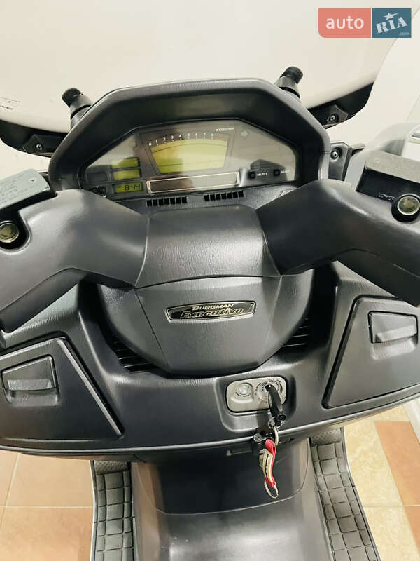 Максі-скутер Suzuki Burgman AN 650 2005 в Києві фото 20 Максі-скутер Suzuki Burgman AN 650 2005 в Києві