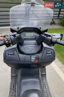 Мотороллер Suzuki Burgman AN 650 2004 в 