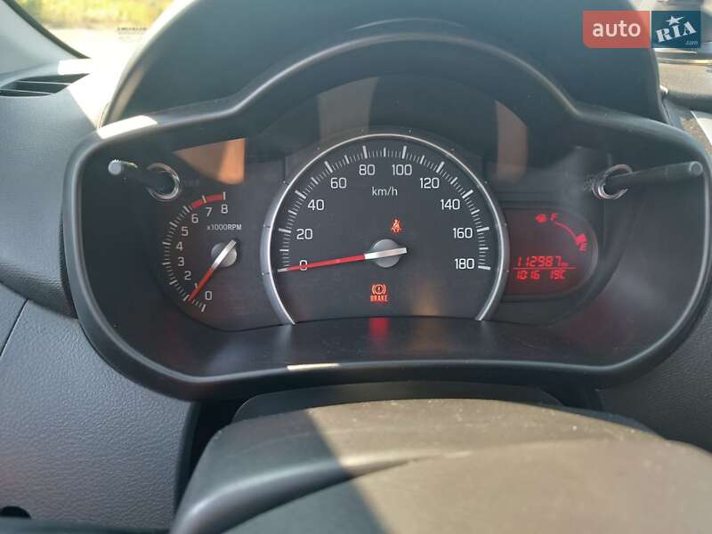 Хэтчбек Suzuki Celerio 2019 в Глыбокой фото 5 Хэтчбек Suzuki Celerio 2019 в Глыбокой