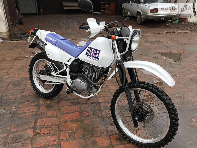 Suzuki Djebel 200 1995 - history of car sales on auto.ria.com