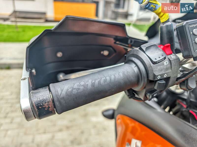 Мотоцикл Туризм Suzuki DL 650 2012 в Вінниці
