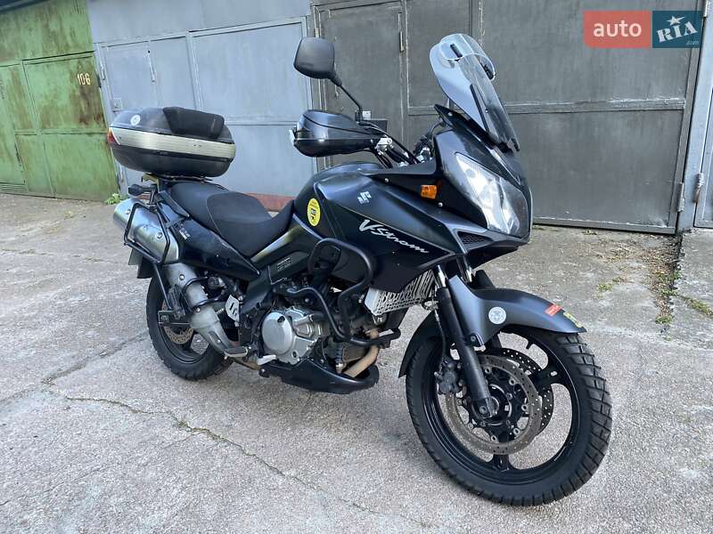 Мотоцикл Туризм Suzuki DL 650 2008 в Киеве