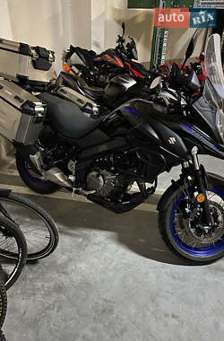 Мотоцикл Туризм Suzuki DL 650 2023 в 