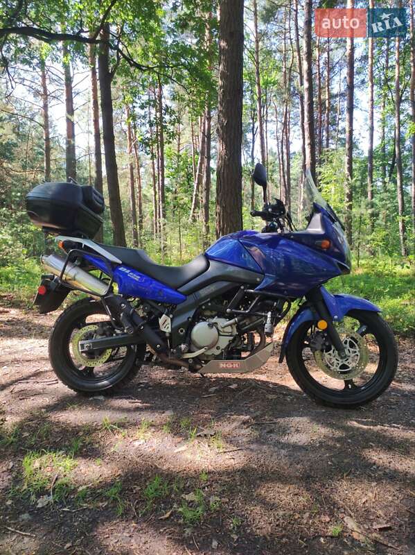 Мотоцикл Туризм Suzuki DL 650 2005 в Шептицькому