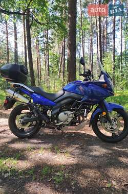 Мотоцикл Туризм Suzuki DL 650 2005 в 