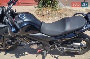 Мотоцикл Спорт-туризм Suzuki DL 650 2012 в 