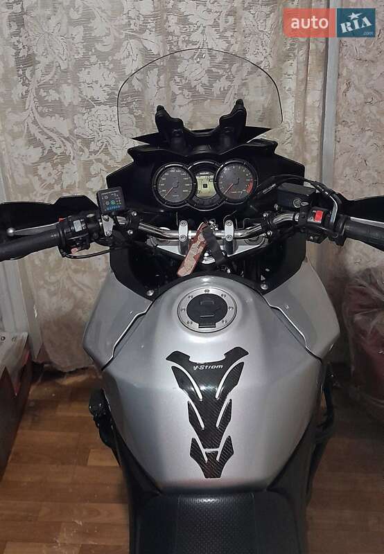 Мотоцикл Туризм Suzuki DL 650 2004 в Измаиле