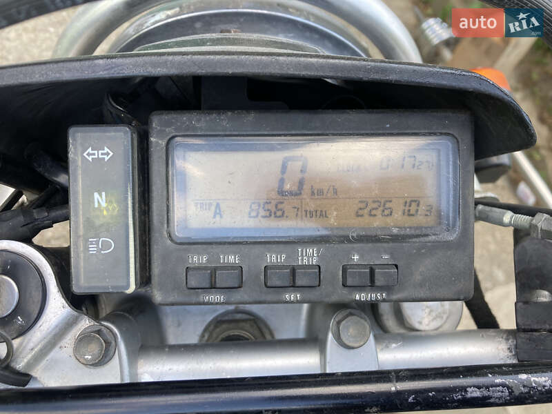 Мотоцикл Внедорожный (Enduro) Suzuki DR 250 1998 в Черновцах