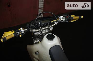 Мотоцикл Внедорожный (Enduro) Suzuki DR-Z 400 2002 в 